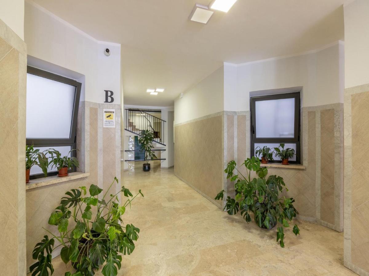 Belvilla By Oyo Victoria House Rom